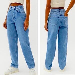 BDG Light Wash High-Rise Straight Jeans